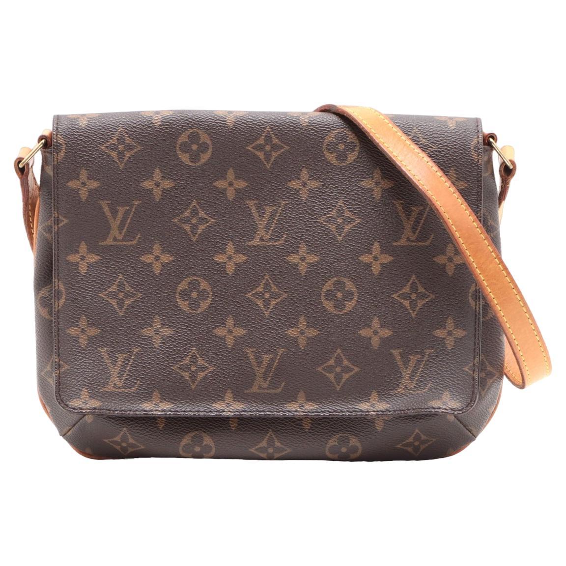 Louis Vuitton Light Blue Taiga and Monogram Canvas Outdoor Messenger For  Sale at 1stDibs