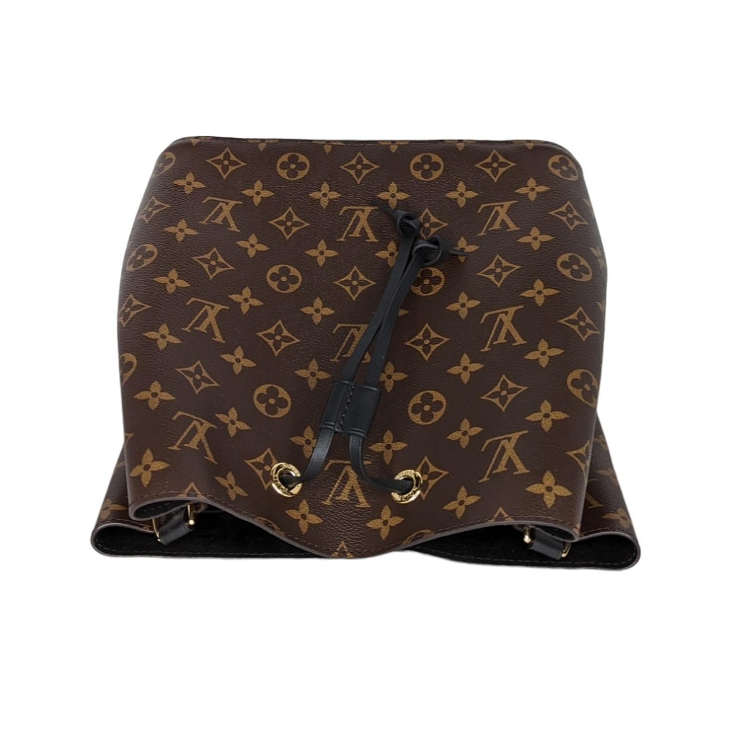 Louis Vuitton Monogram NeoNoe MM Drawstring Bucket Bag In Excellent Condition In Scottsdale, AZ