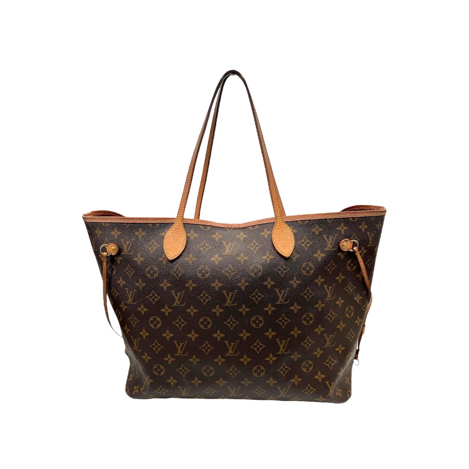 This Louis Vuitton Neverfull GM handbag was made in 2020 in France and it is crafted of the brown Louis Vuitton Monogram coated canvas with leather trimmings and gold-tone hardware features. It has dual flat leather handles and it has an open top