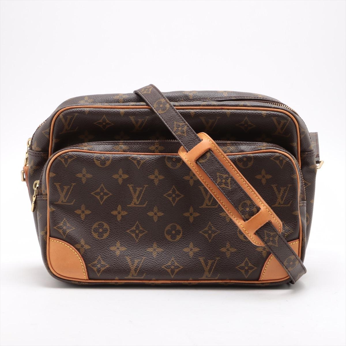 *will ship about 1/25

The Louis Vuitton Monogram Nile Shoulder Bag is a timeless and functional accessory that perfectly balances style and practicality. Crafted from the iconic Monogram canvas with natural leather trim, the bag is both durable and