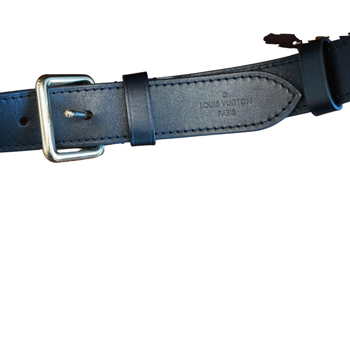 Louis Vuitton Monogram Odeon Crossbody Bag en venta 8