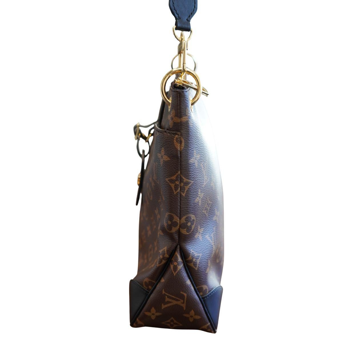 Louis Vuitton Monogram Odeon Crossbody Bag en venta 3