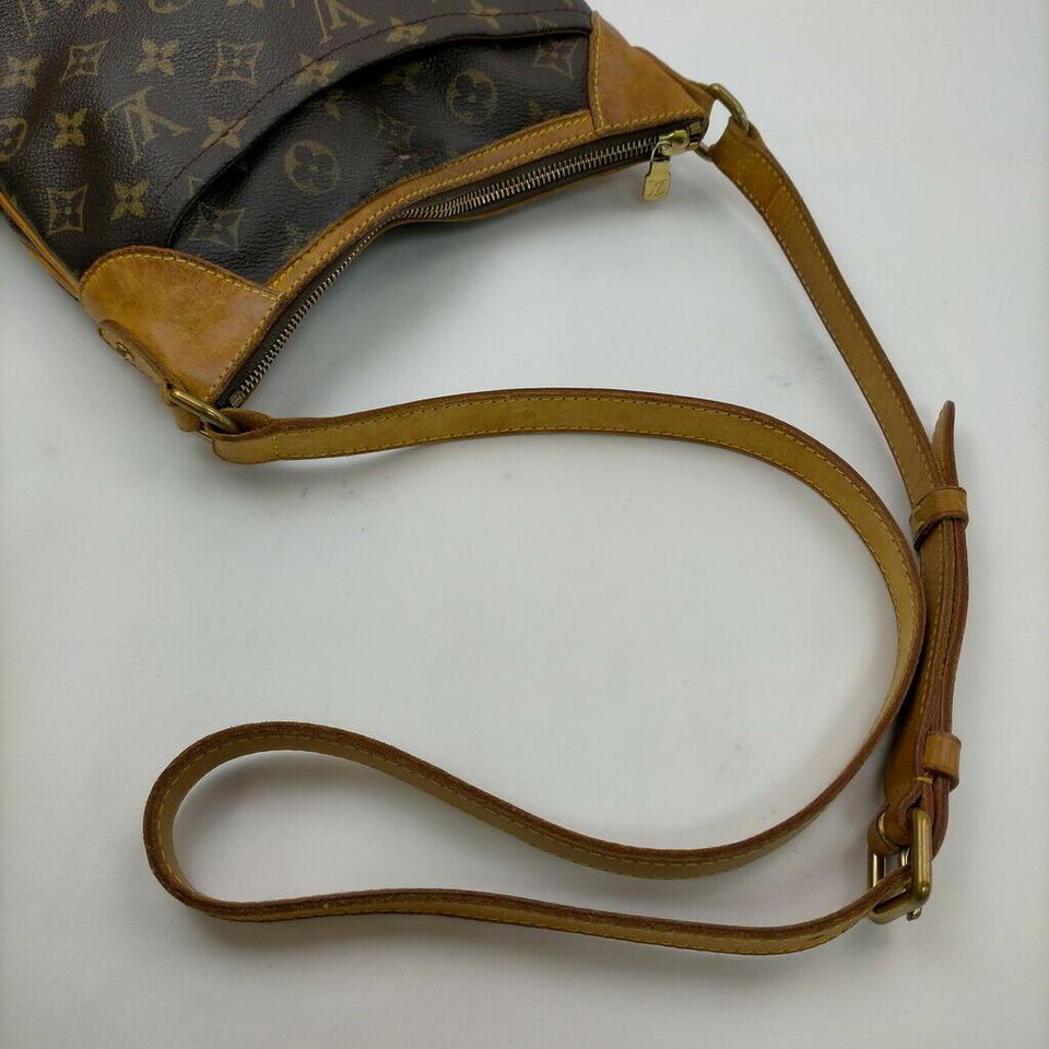 Louis Vuitton Monogram Odeon PM Crossbody Bag 863417 For Sale 3