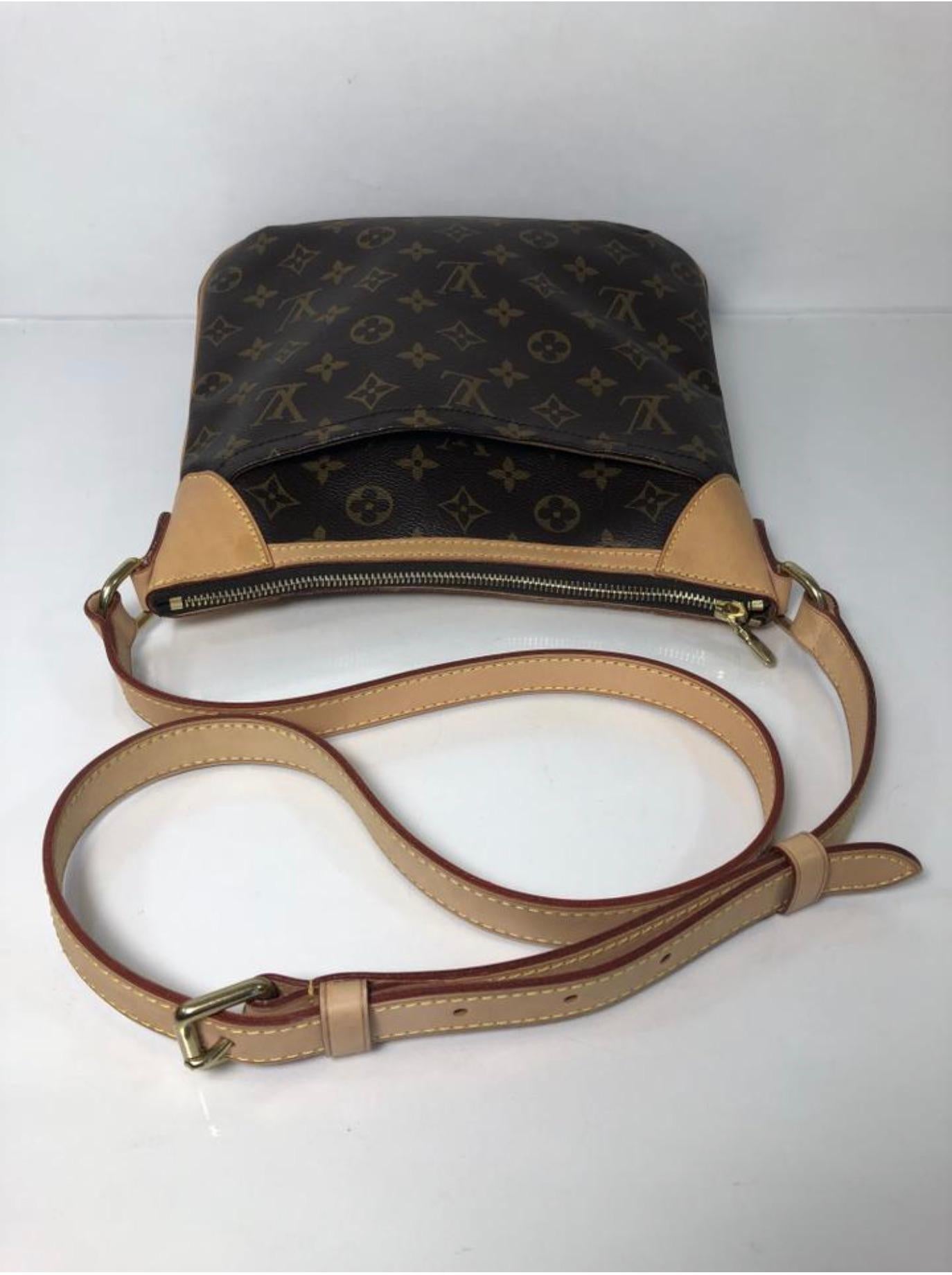  Louis Vuitton Monogram Odeon PM Crossbody Shoulder Handbag For Sale 2