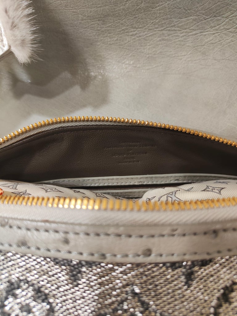 Louis Vuitton Monogram Ostrich comedie carrousel handbag For Sale at ...
