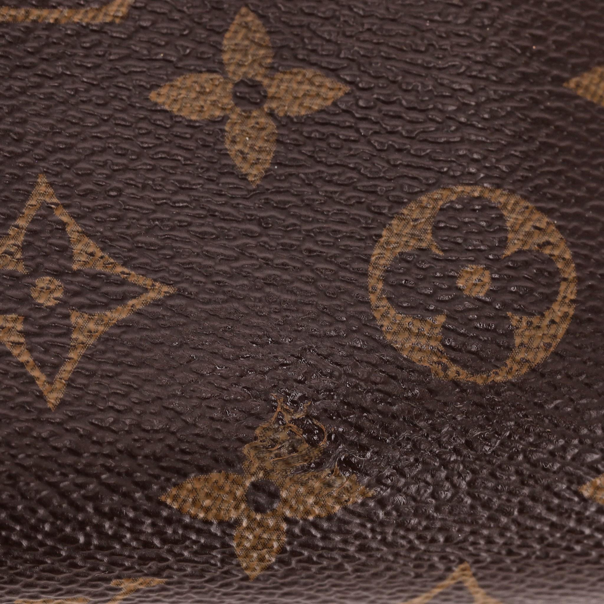 Louis Vuitton pochette Pallas monogrammée 8