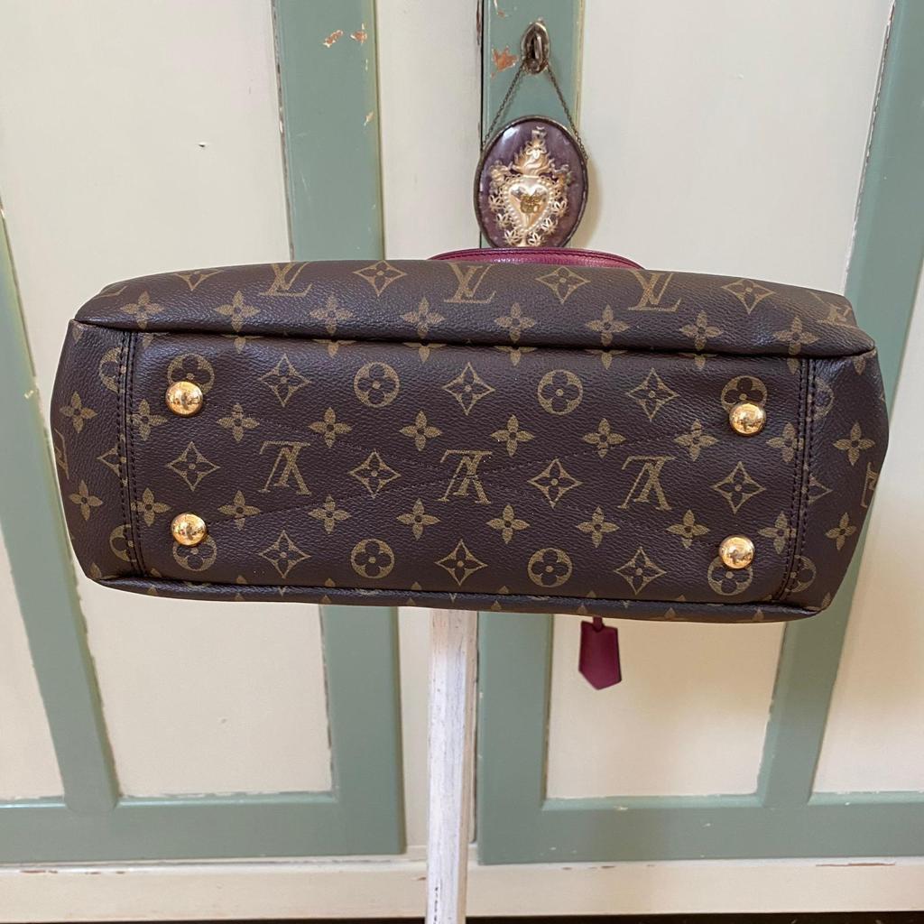 pallas shopper louis vuitton