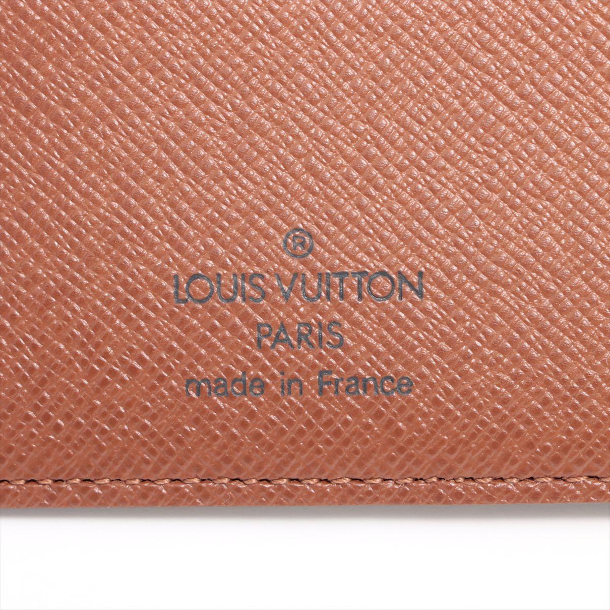 Louis Vuitton Monogram Passport Cover 2