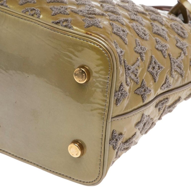 Sold at Auction: Vuitton L/E Green Monogram Fascination Lockit Bag