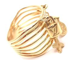 Louis Vuitton Monogram Pearl Yellow Gold Band Ring