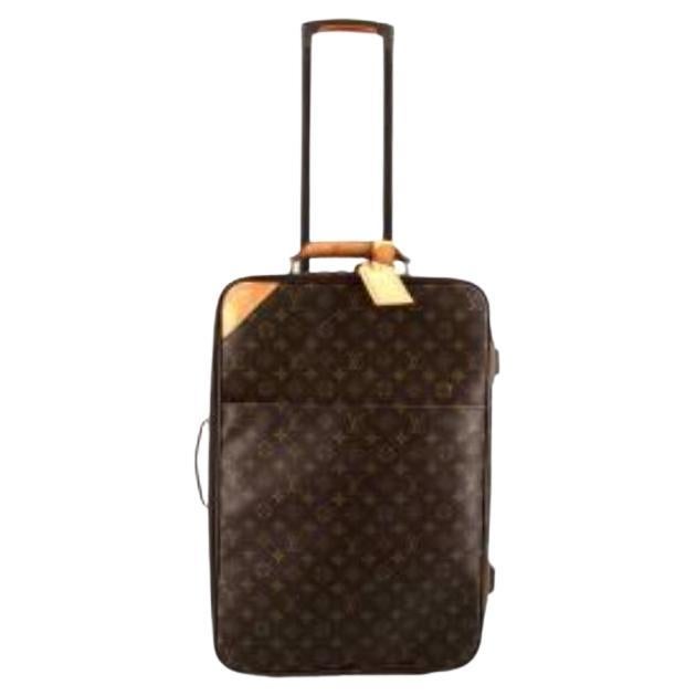 Louis Vuitton Monogram Pegase Legere 55 Rolling Suitcase For Sale at 1stDibs