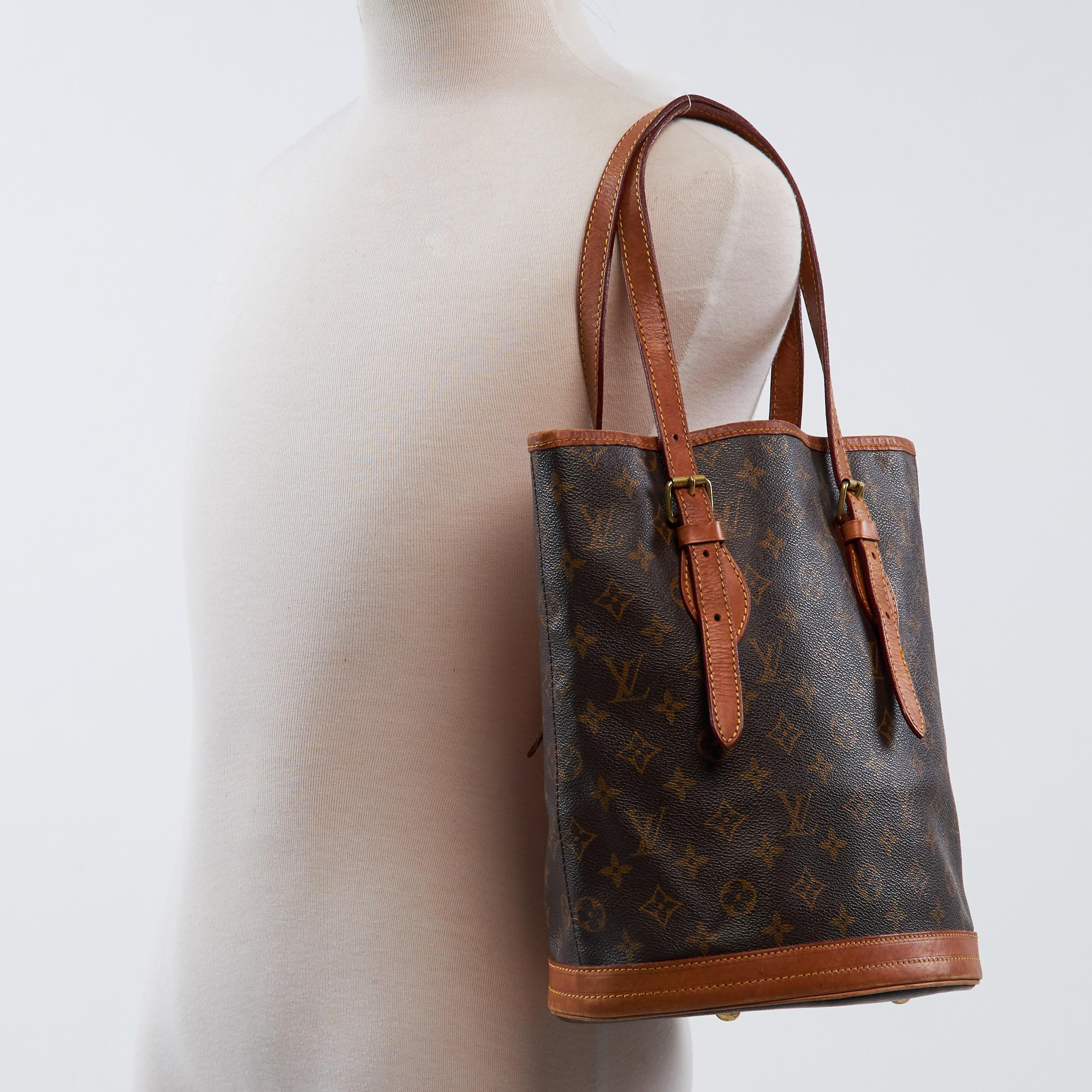 Women's or Men's Louis Vuitton Monogram Petit Bucket Bag PM 23 (2016)