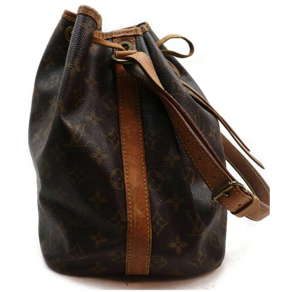 Louis Vuitton Monogram Petit Noe Drawstring Bucket Hobo Bag 862514 5