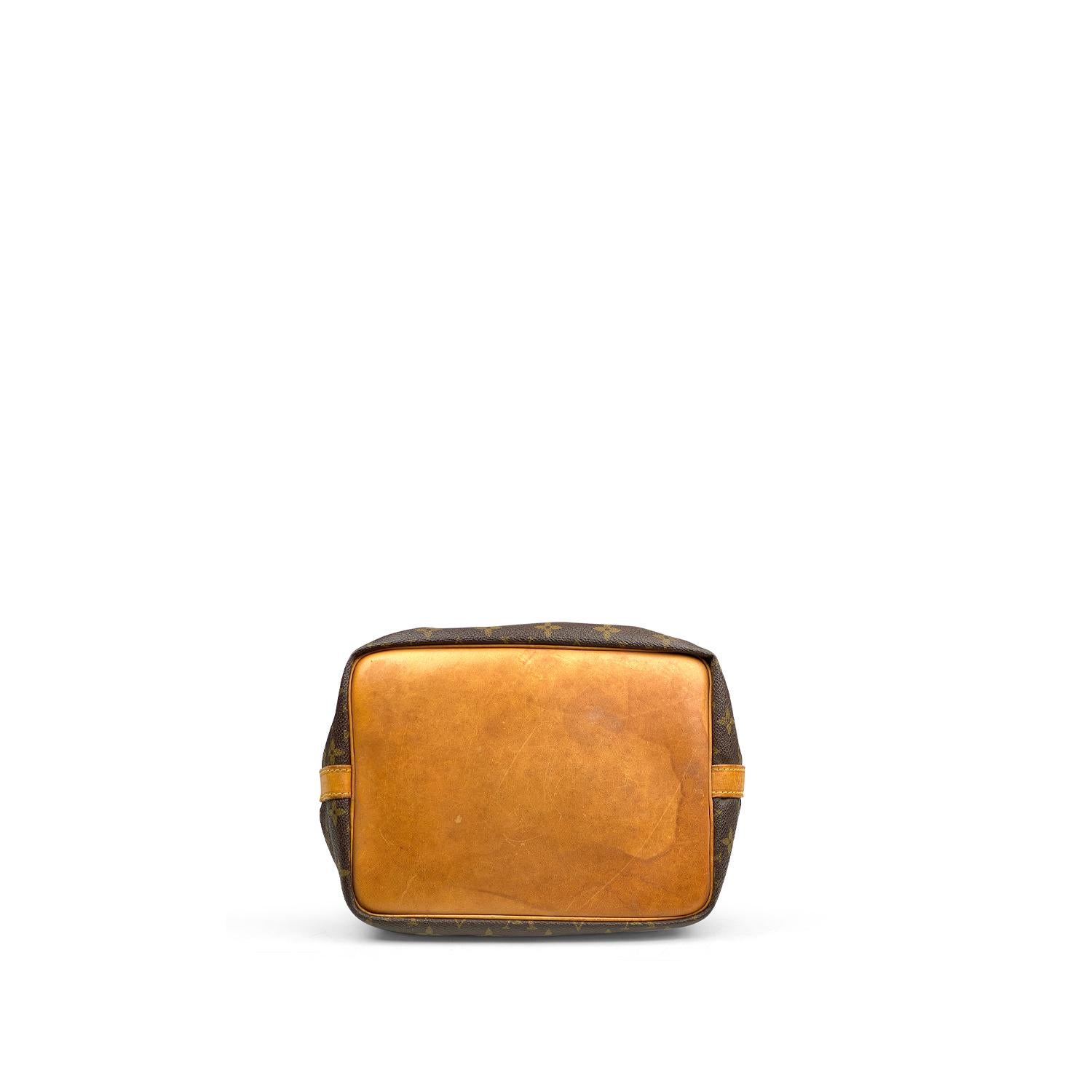 Louis Vuitton Monogram Petit Noé Shoulder Bag 2