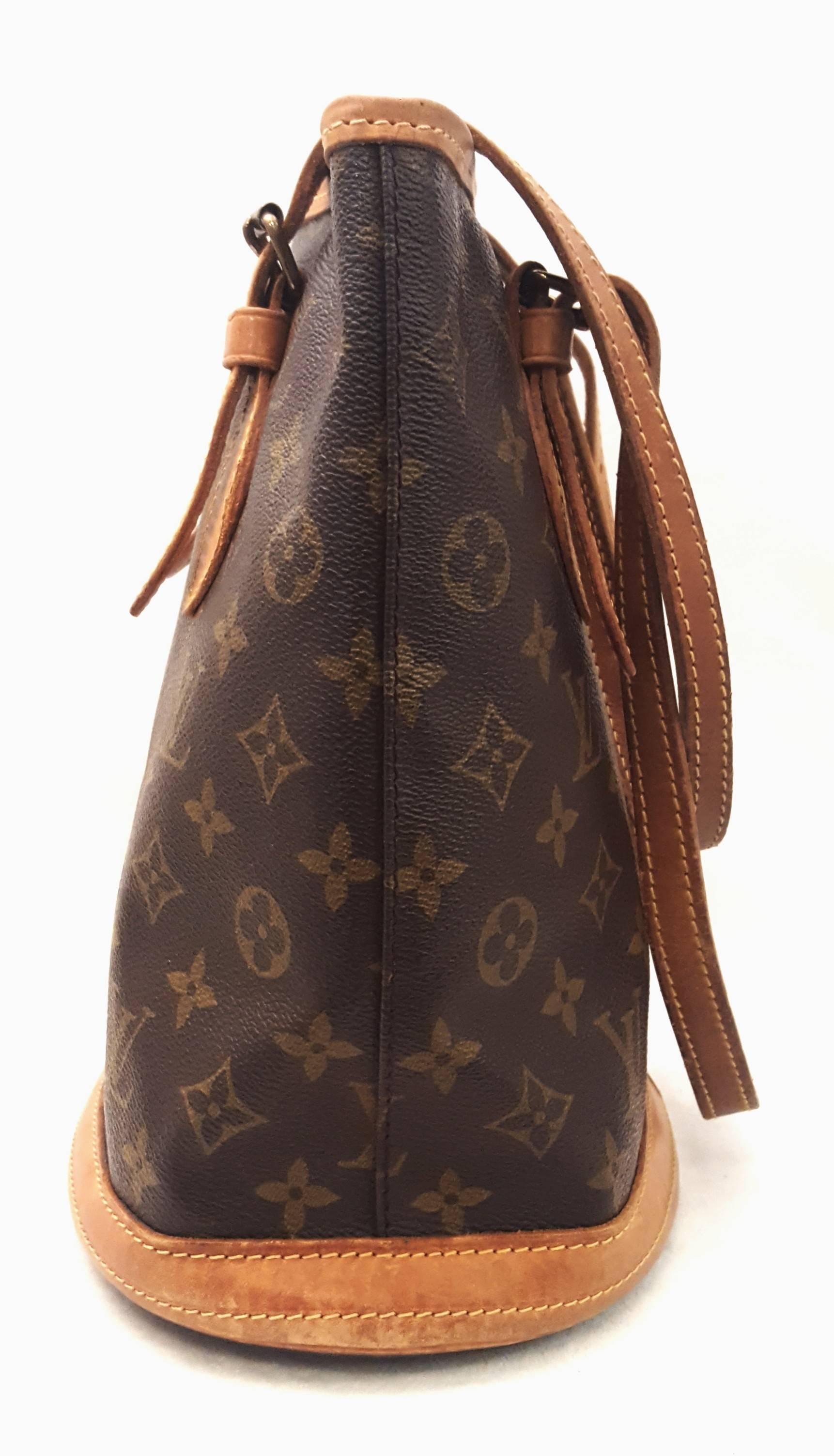 Louis Vuitton Monogram Petite Bucket Bag  In Good Condition In Palm Beach, FL