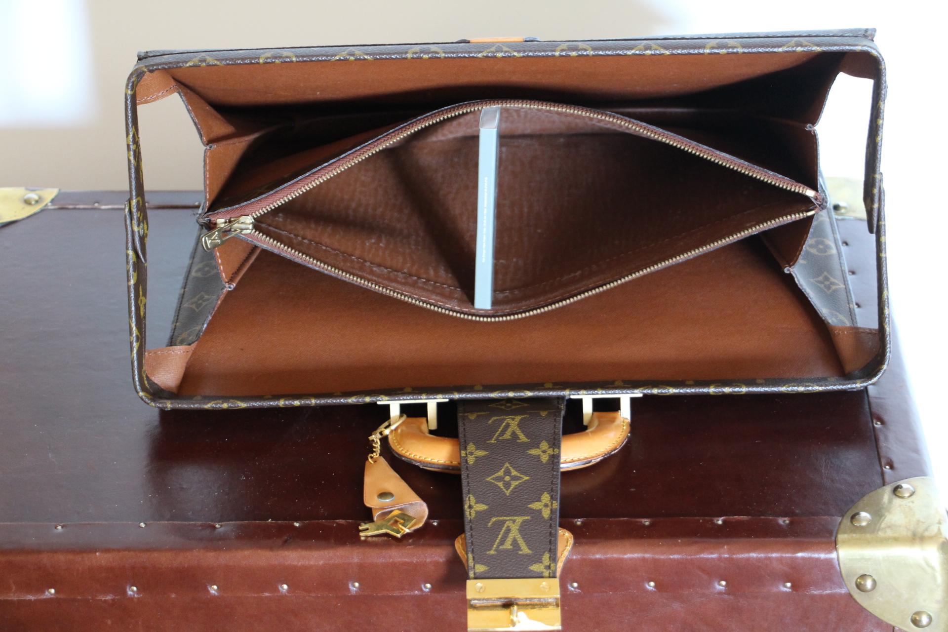 Louis Vuitton Monogram Pilot or Doctor's Briefcase, Louis vuitton Serviette For Sale 7