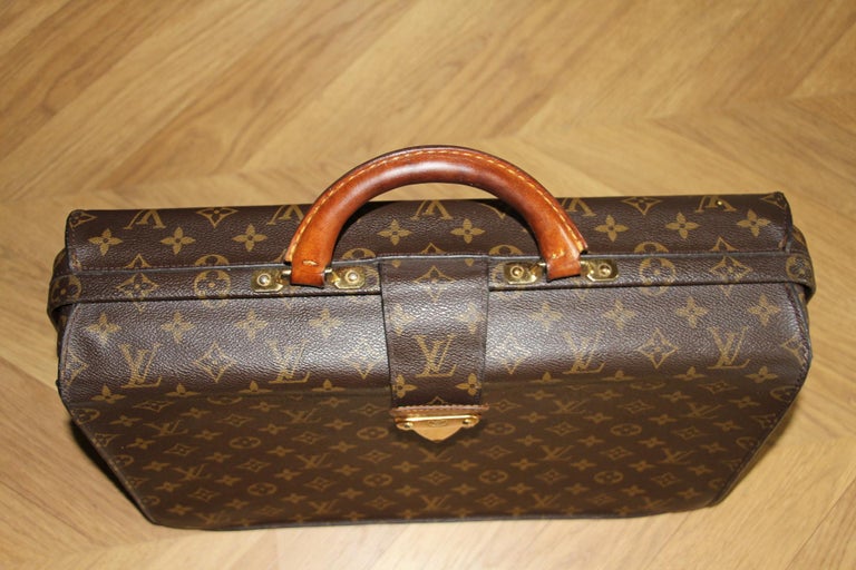 LOUIS VUITTON Serviette Fermoir Monogram Briefcase / Doctor Bag - Made In  France