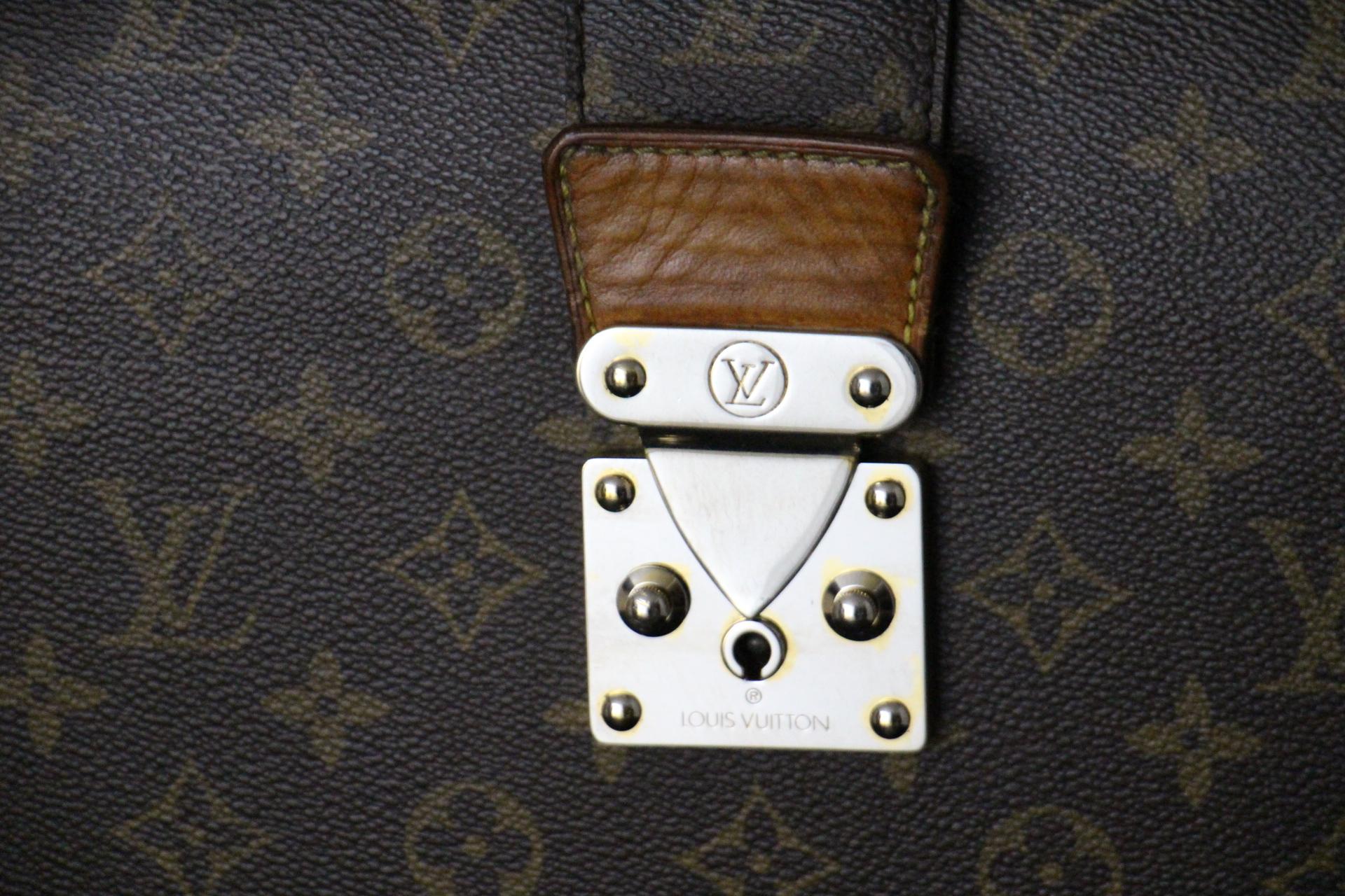 Women's or Men's Louis Vuitton Monogram Pilot or Doctor's Briefcase, Louis vuitton Serviette For Sale