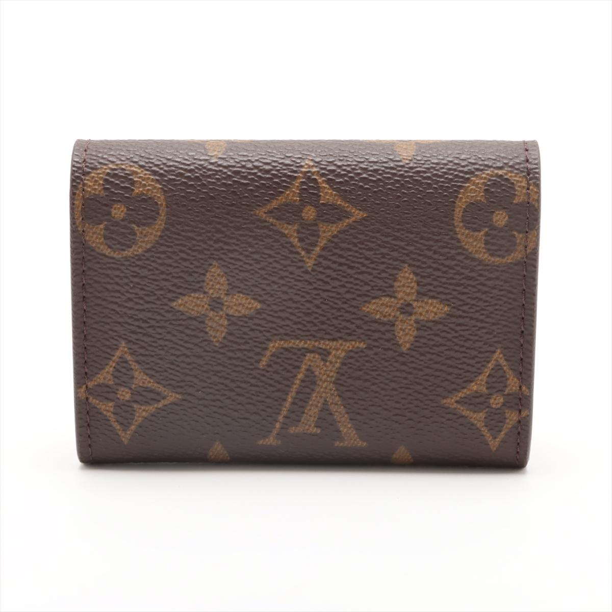 Louis Vuitton Monogram Plat Coin Purse In Good Condition In Indianapolis, IN