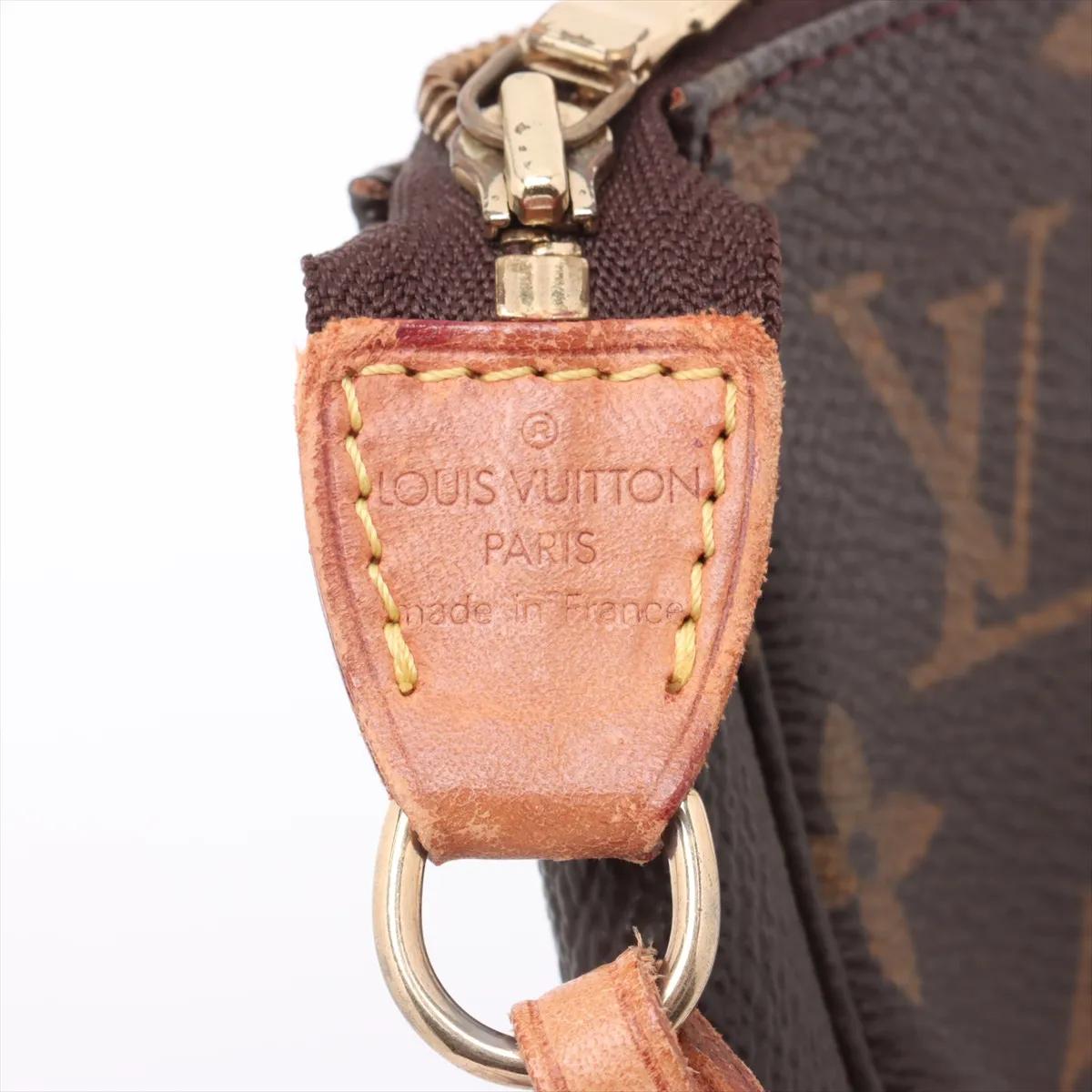 Louis Vuitton Monogram Pochette Accessories im Angebot 5