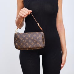 Louis Vuitton Monogram Pochette Accessories Shoulder Bag