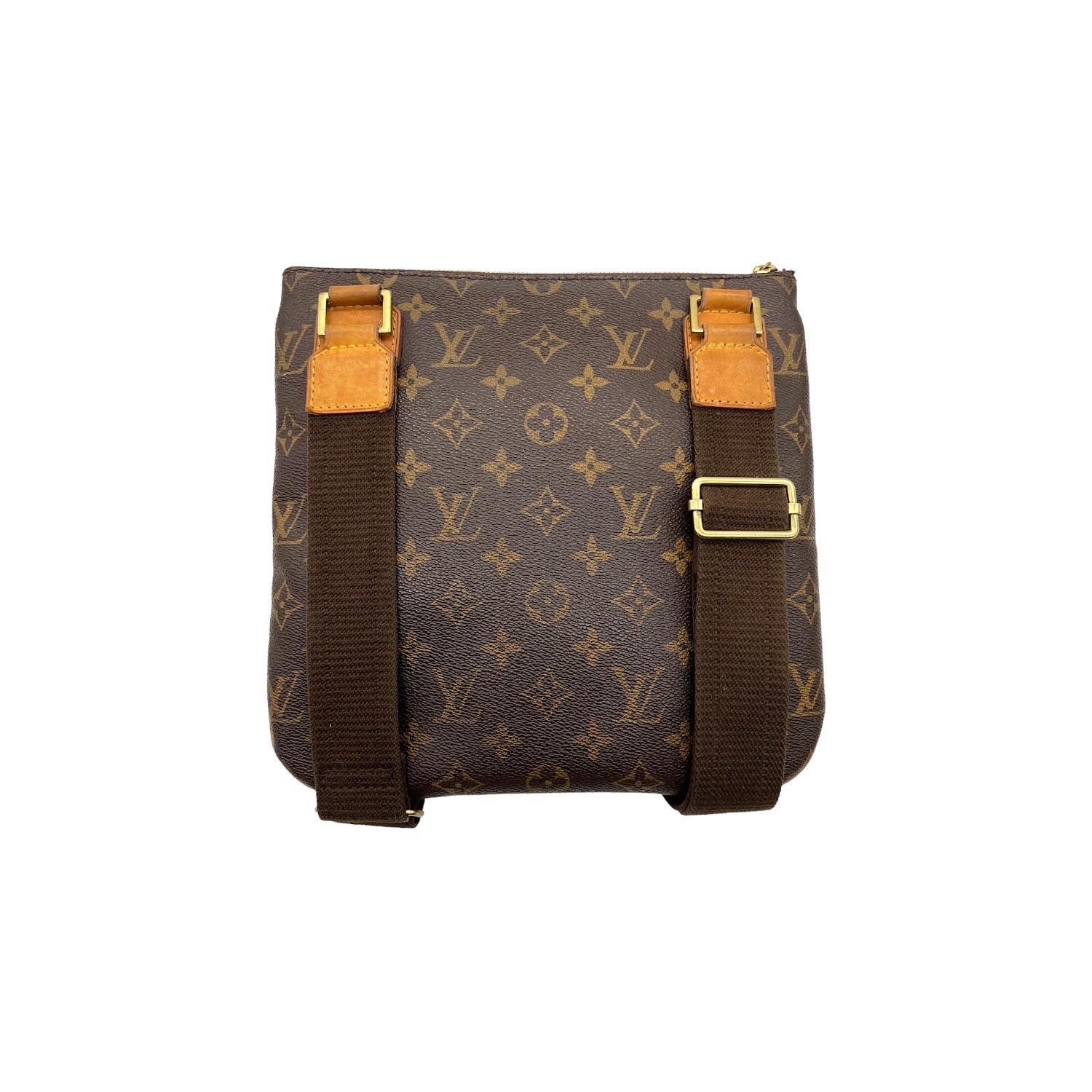 This Louis Vuitton Pochette Bosphore messenger crossbody bag was crafted in 2010 in France, and it is made with Louis Vuitton's classic Monogram coated canvas with leather trimmings and gold-tone hardware features. It features a frontal zipper