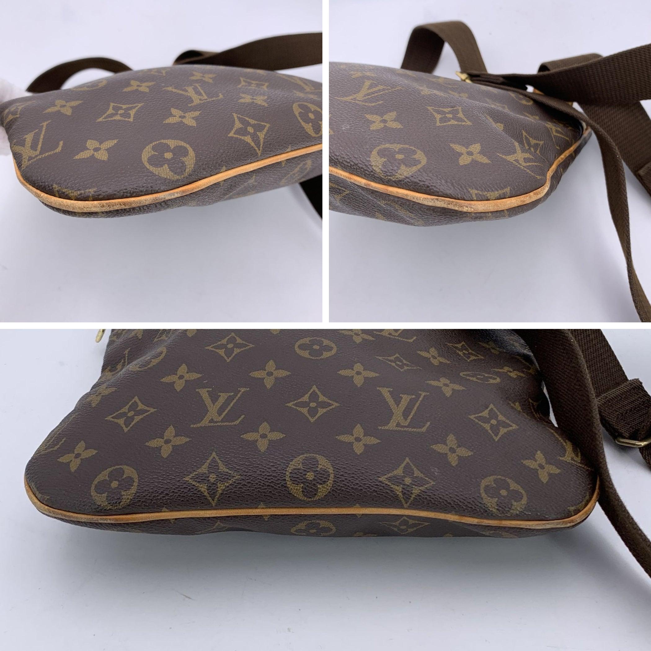 Louis Vuitton Monogram Pochette Bosphore Messenger Bag M40044 In Good Condition In Rome, Rome