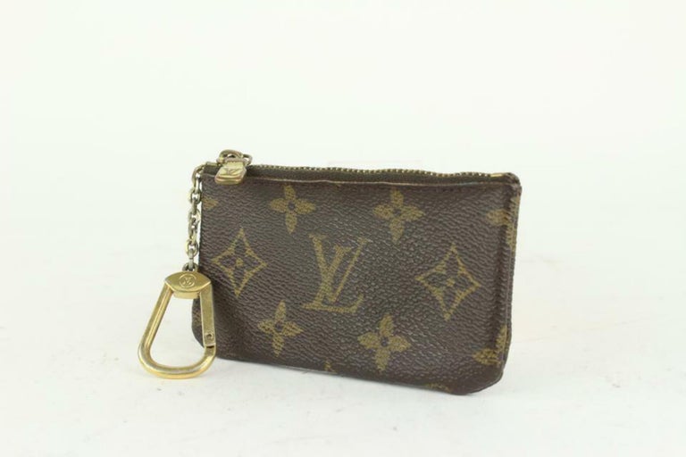 Louis Vuitton Monogram Pochette Cles Key Pouch 3LV123a In Fair Condition For Sale In Dix hills, NY