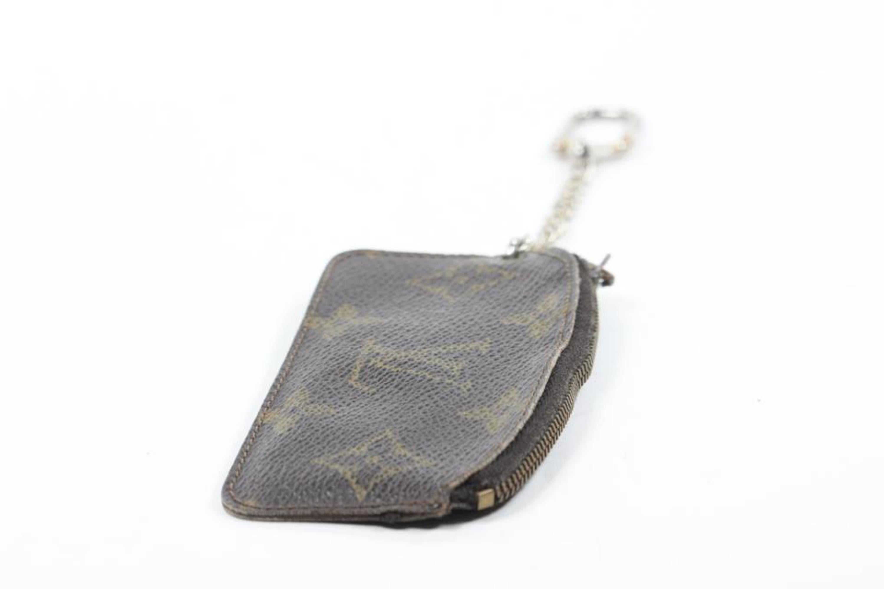 Louis Vuitton Monogram Pochette Cles Key Pouch 4LZ1102 In Fair Condition For Sale In Dix hills, NY