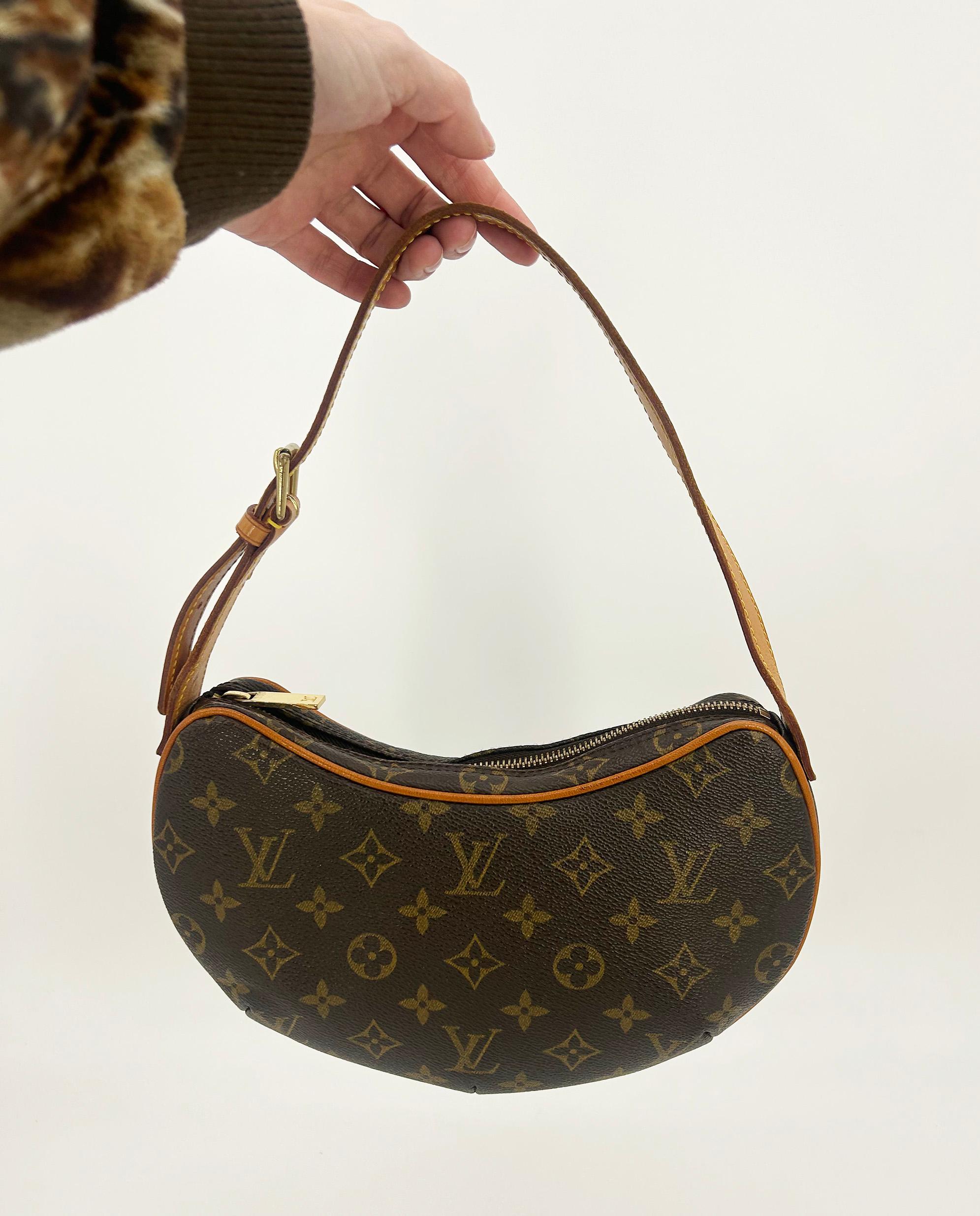 Louis Vuitton Monogram Pochette Croissant For Sale 6