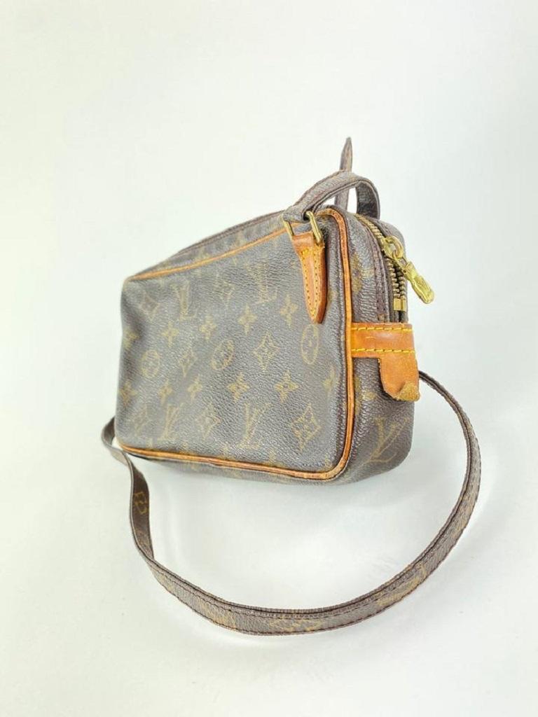 Louis Vuitton Monogram Pochette Marly Bandouliere Crossbody 7L1117 In Good Condition In Dix hills, NY