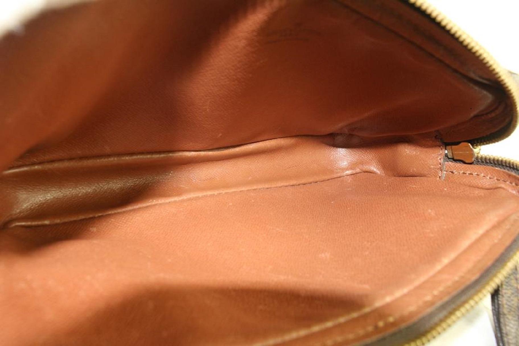 Louis Vuitton - Sac à bandoulière monogrammé Pochette Marly Bandoulière 13LV929 Bon état - En vente à Dix hills, NY