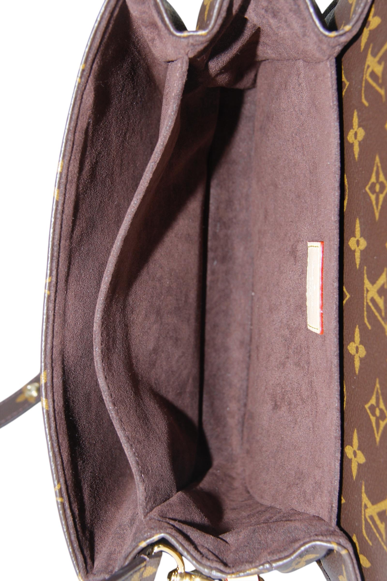 Louis Vuitton Monogram Pochette Metis Messenger Crossbody Bag For Sale 1