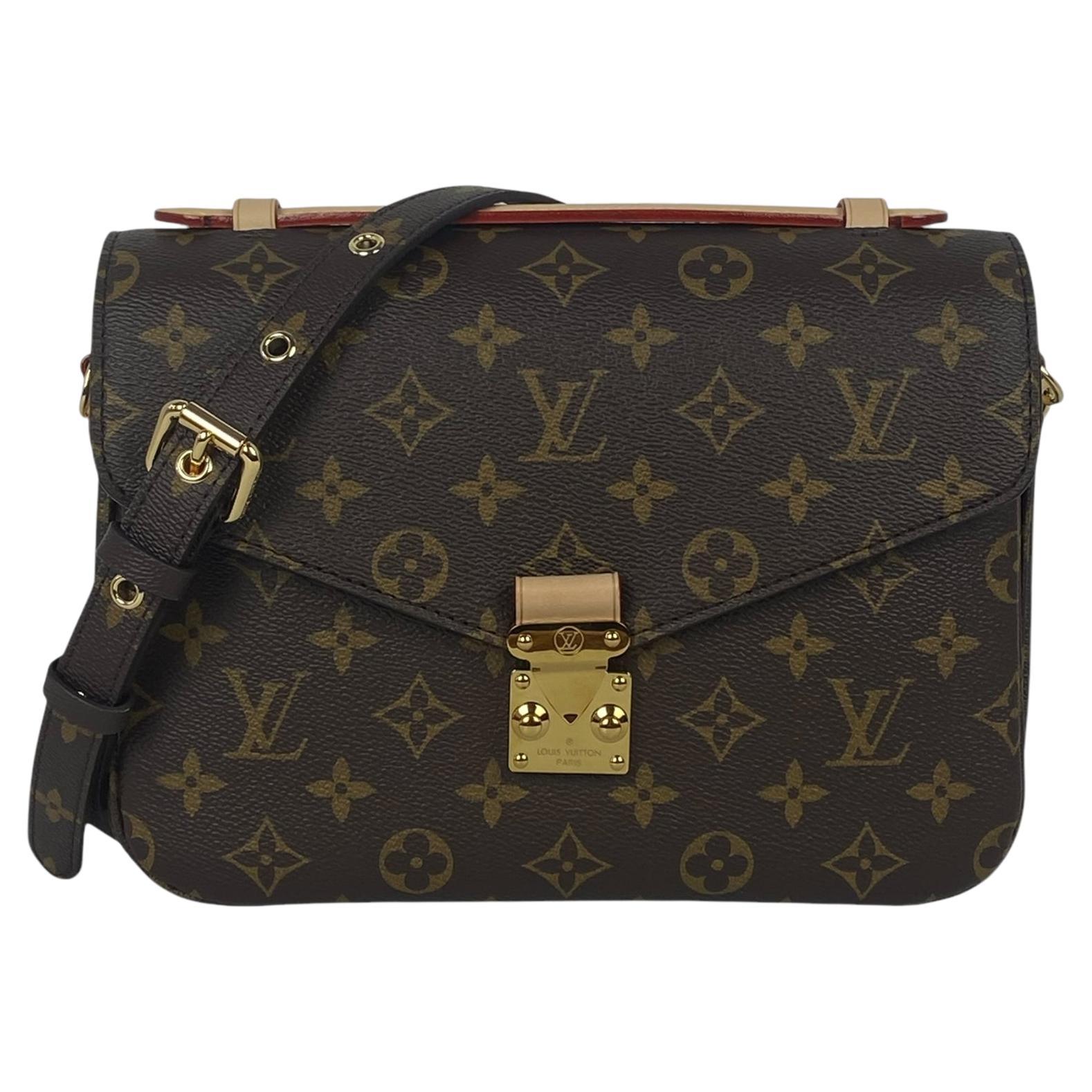 Louis Vuitton Monogram Pochette Metis Messenger Crossbody Bag For Sale