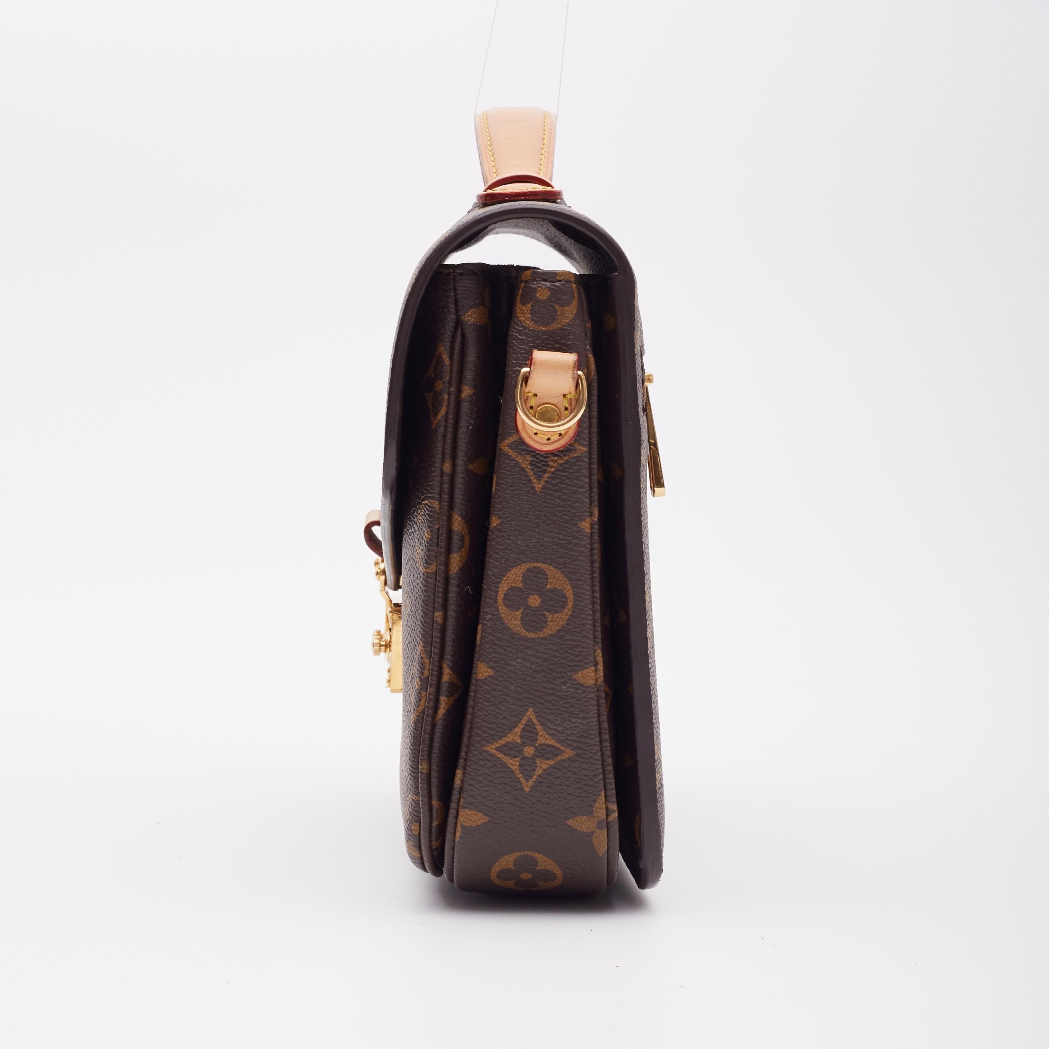 Louis Vuitton Monogram Pochette Metis Shoulder Bag 2022 For Sale 2