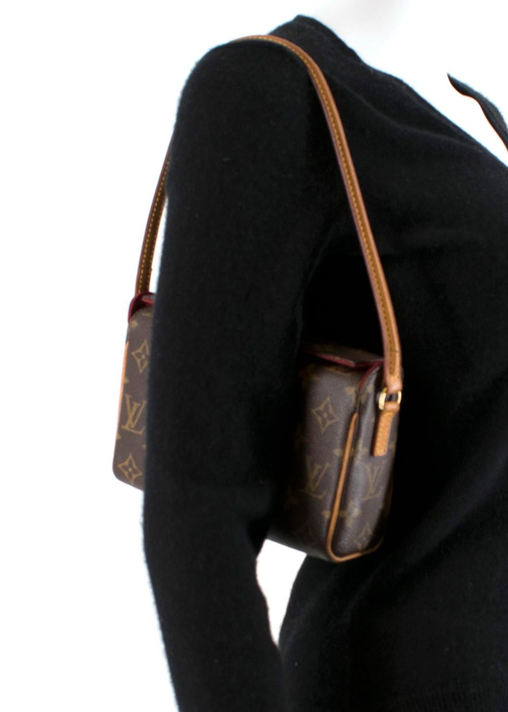 Louis Vuitton Monogram Pochette Shoulder Bag 1
