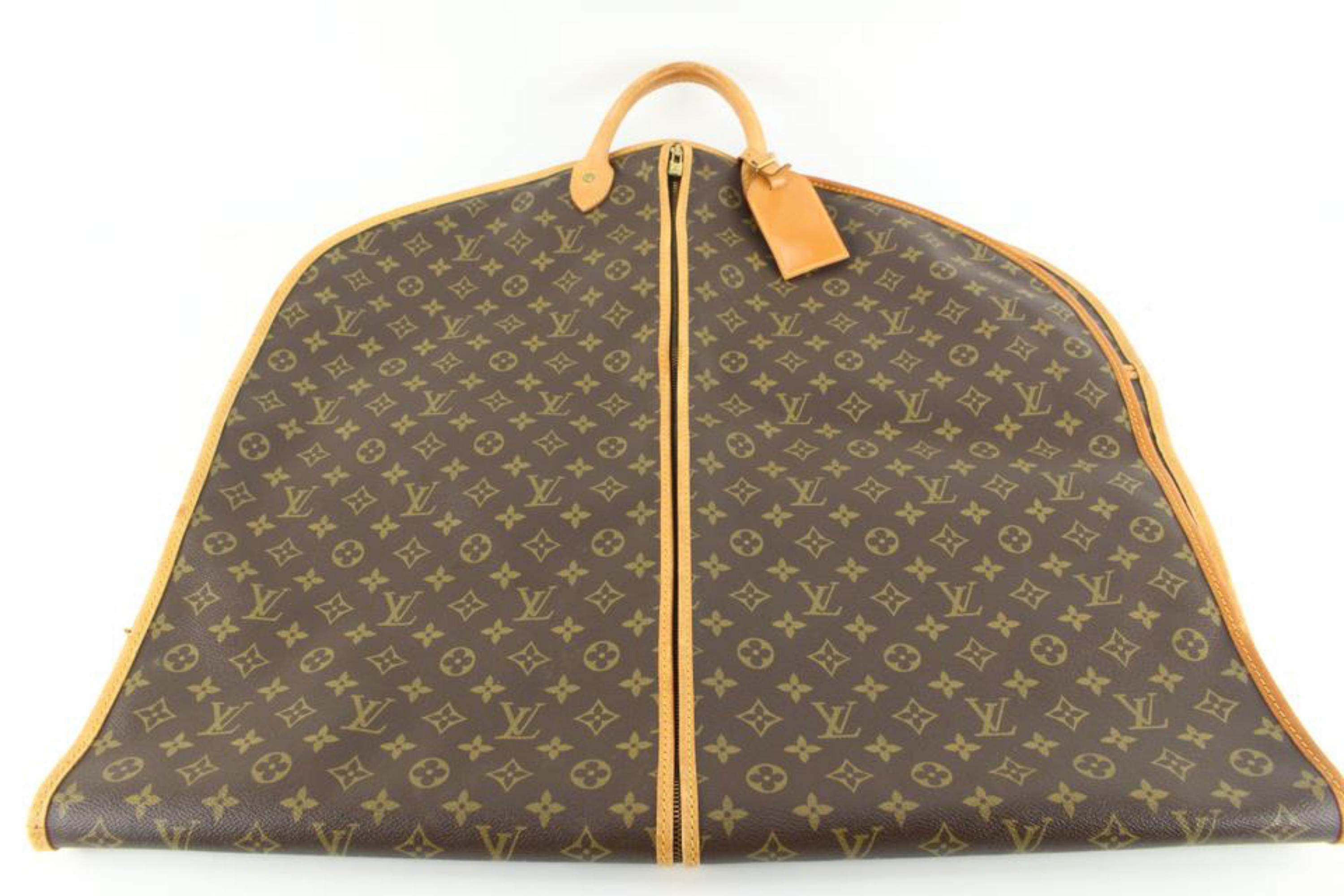 Louis Vuitton Monogram Porte Habits Housse Garment Cover 10lk823s In Good Condition For Sale In Dix hills, NY
