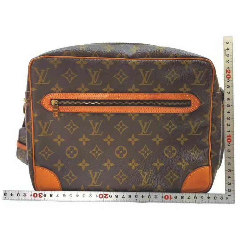 Louis Vuitton Monogram Camera Bag - Farfetch