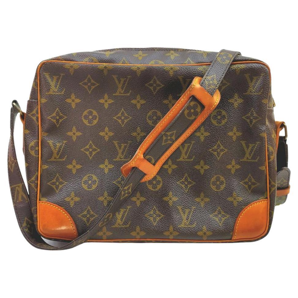 Louis Vuitton Camera Bag - 8 For Sale on 1stDibs  louis vuitton vintage camera  bag, lv vintage camera bag, louis vuitton monogram camera bag
