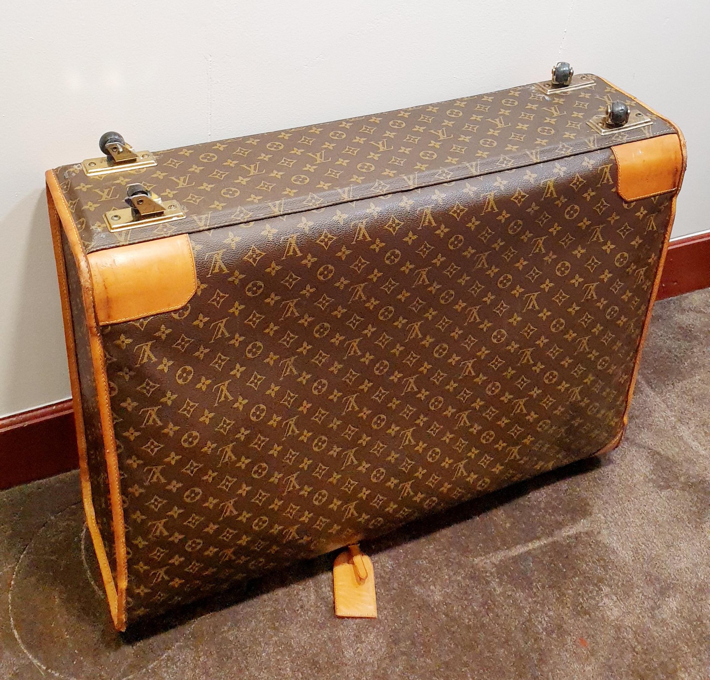 louis vuitton suitcase