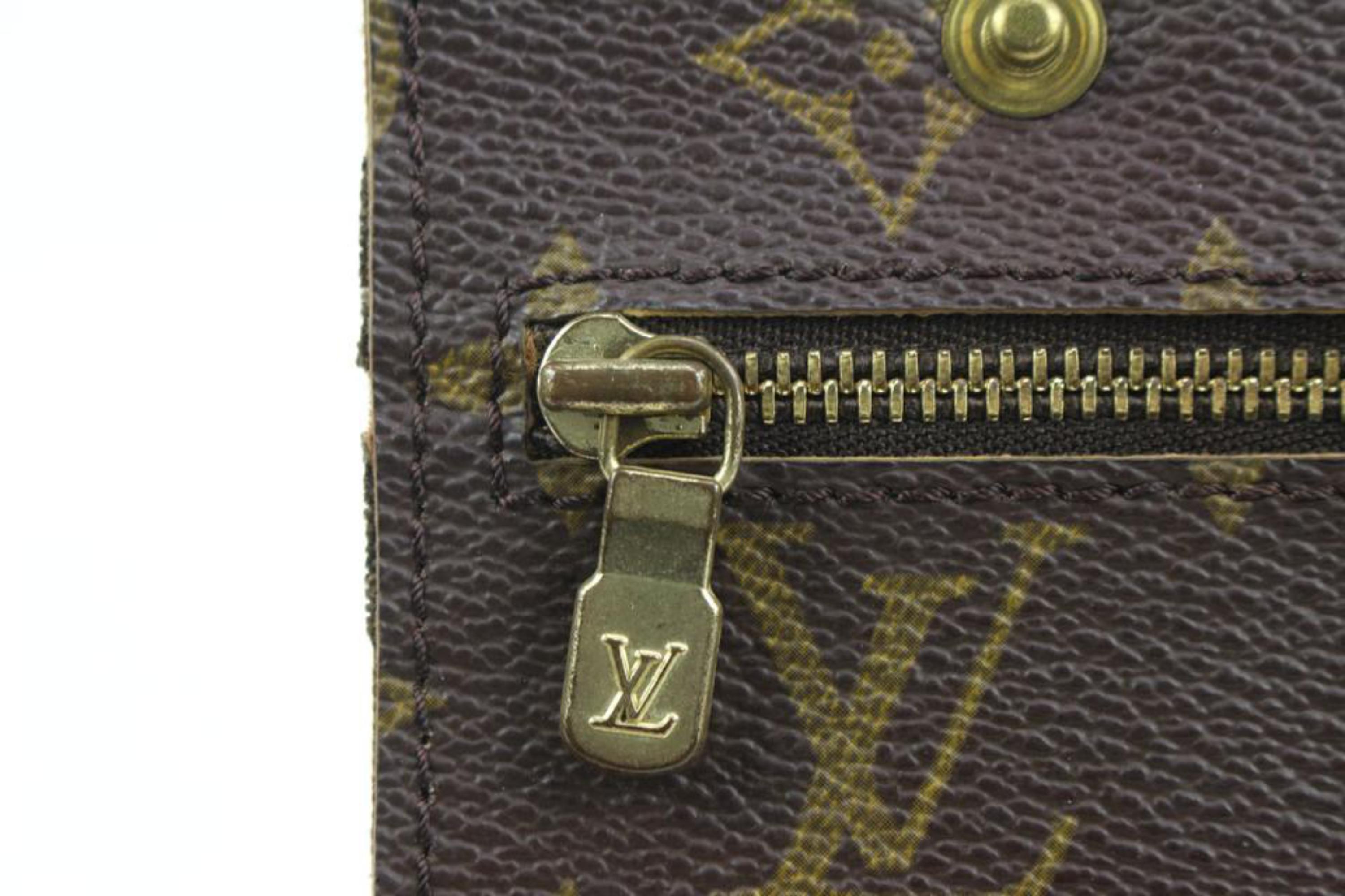 Louis Vuitton - Pochette à insert Randonnee avec monogramme, 18lv223s Bon état - En vente à Dix hills, NY