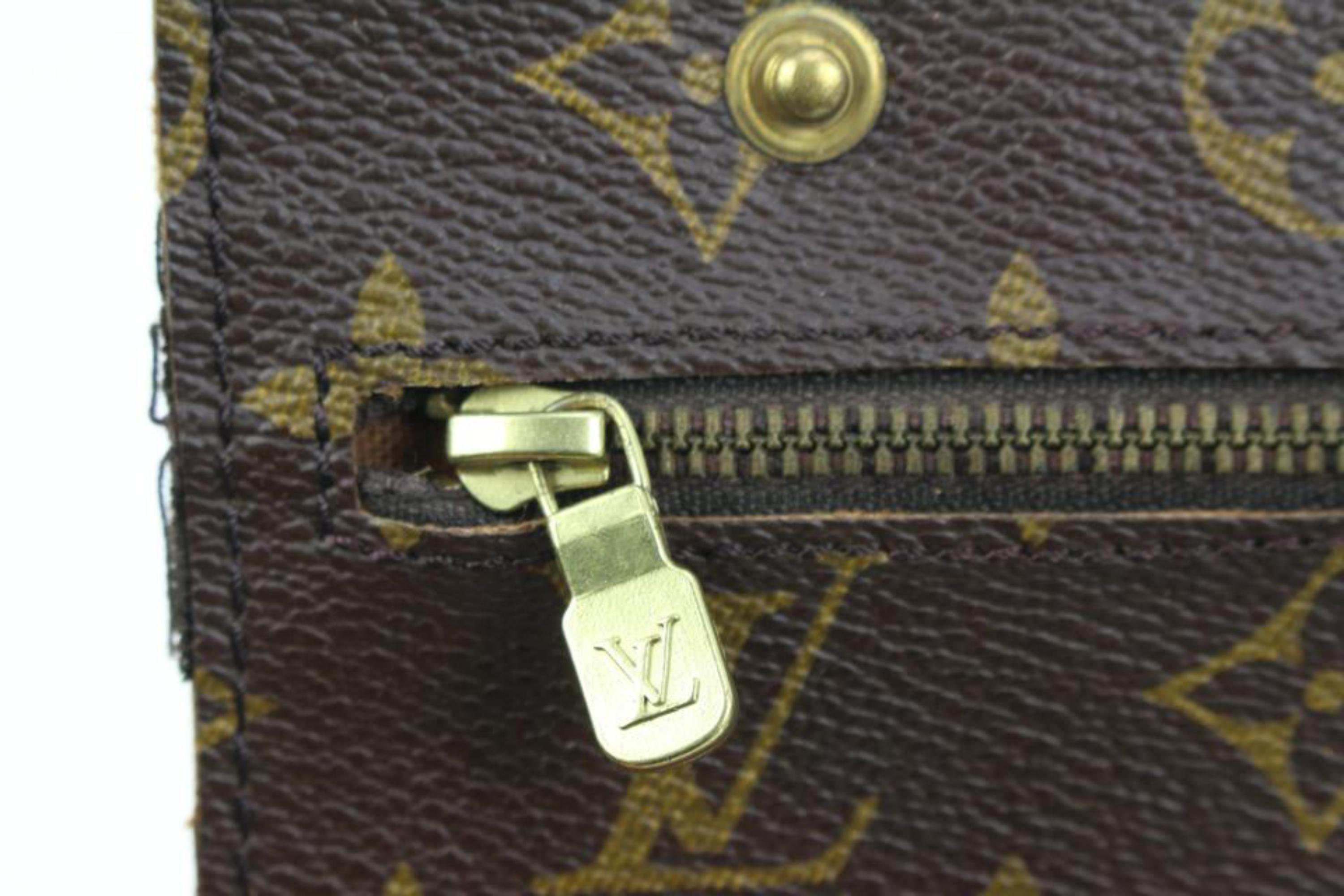 Louis Vuitton Monogrammierte Randonnee Handgelenkstasche mit Intarsien 46LV35 (Schwarz) im Angebot