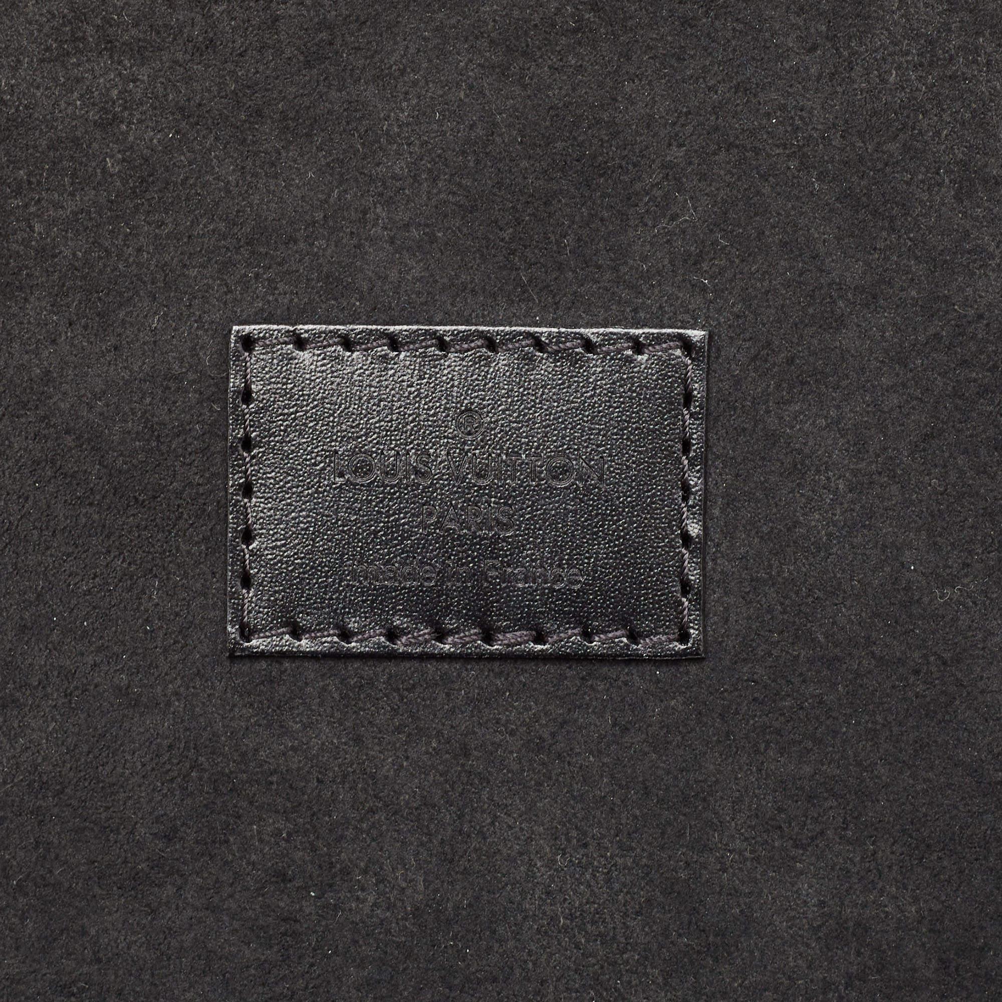 Louis Vuitton Monogramm Reverse Canvas Cannes Tasche im Angebot 8