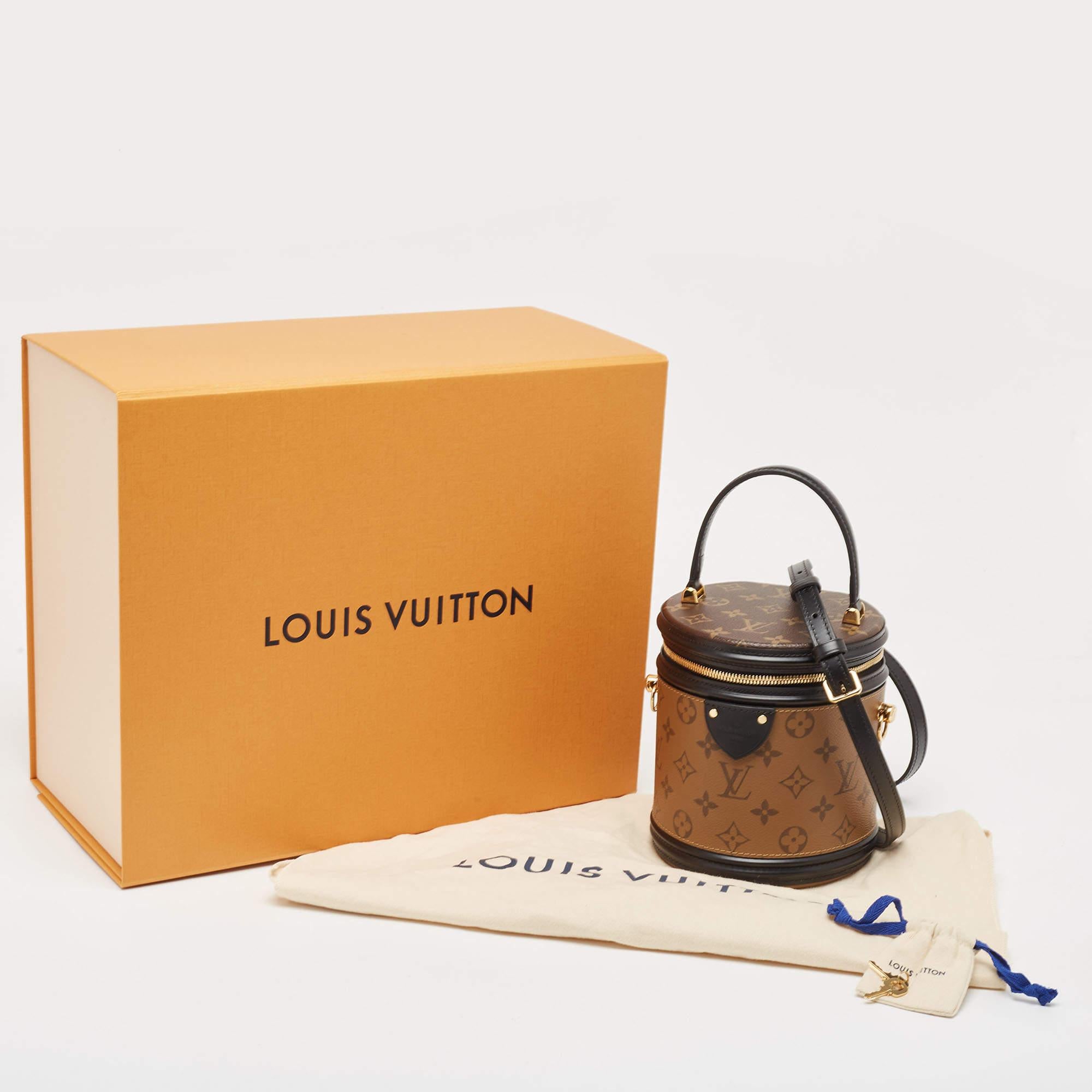 Louis Vuitton Sac Cannes en toile Monogram inversée en vente 10