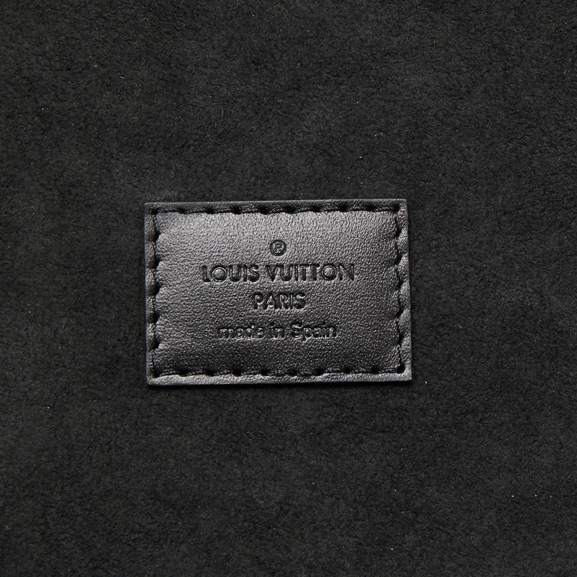 Louis Vuitton Sac Cannes en toile Monogram inversée Bon état - En vente à Dubai, Al Qouz 2