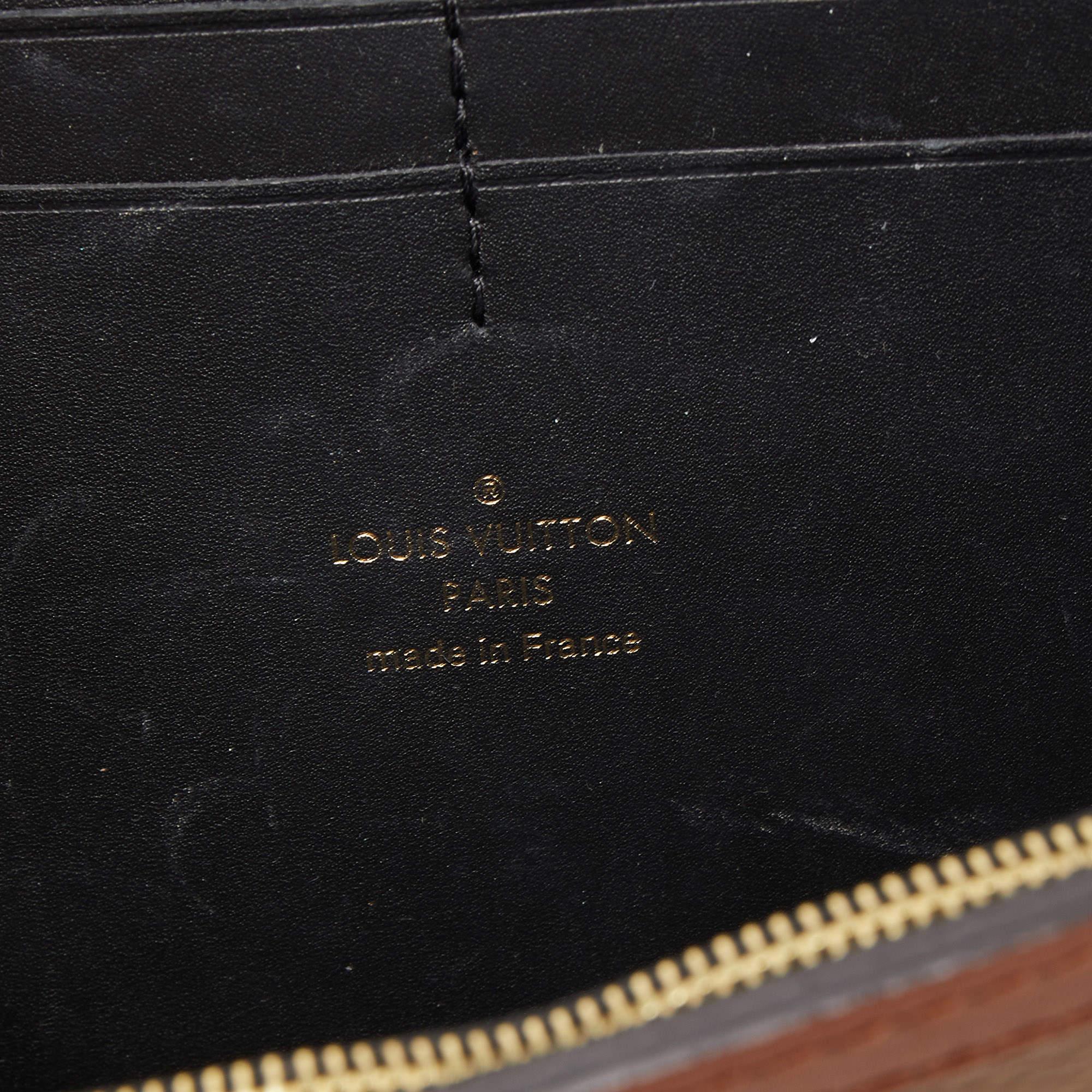 Louis Vuitton Monogram Reverse Canvas Dauphine Bumbag Bag 7