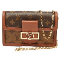 Louis Vuitton Square Bag, Women's Fashion, Bags & Wallets, Purses & Pouches  on Carousell