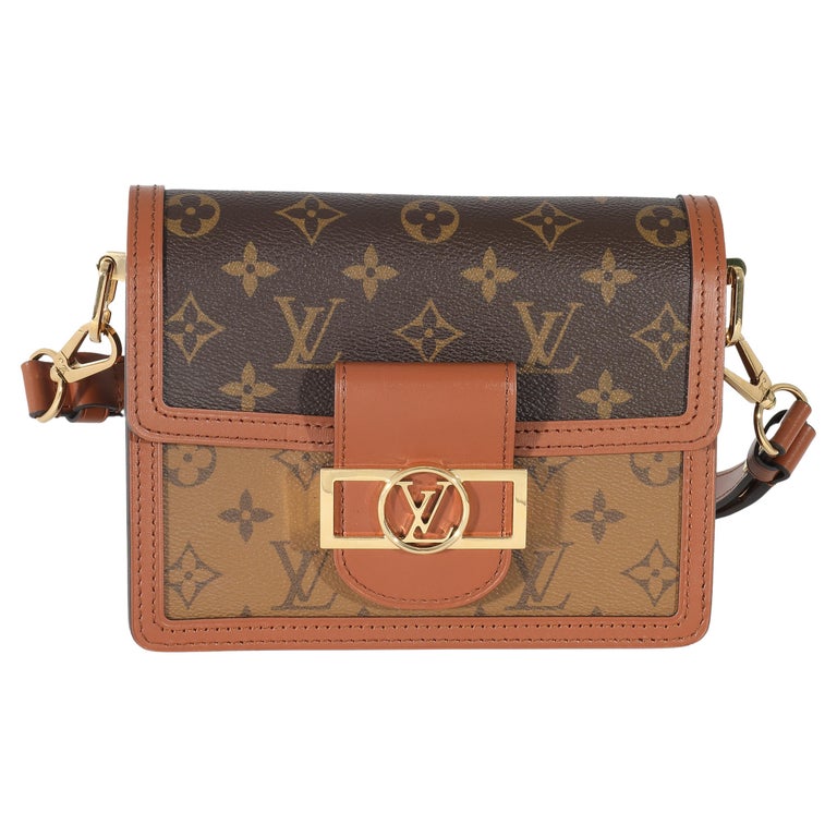 LOUIS VUITTON Monogram DAUPHINE CHAIN Wallet Bag Canvas Leather Chain Gold  HW For Sale at 1stDibs