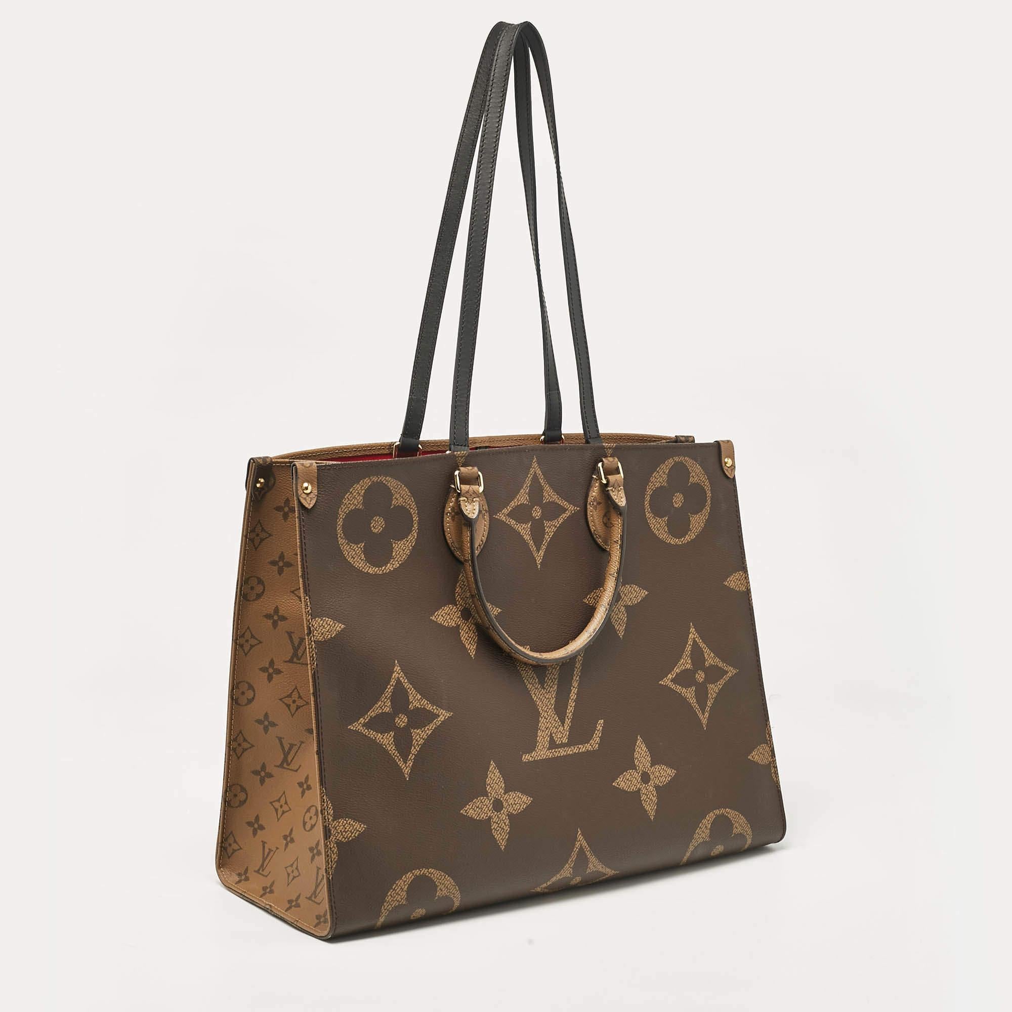 Marrone Borsa Louis Vuitton Monogram Reverse Giant Canvas OnTheGo GM in vendita