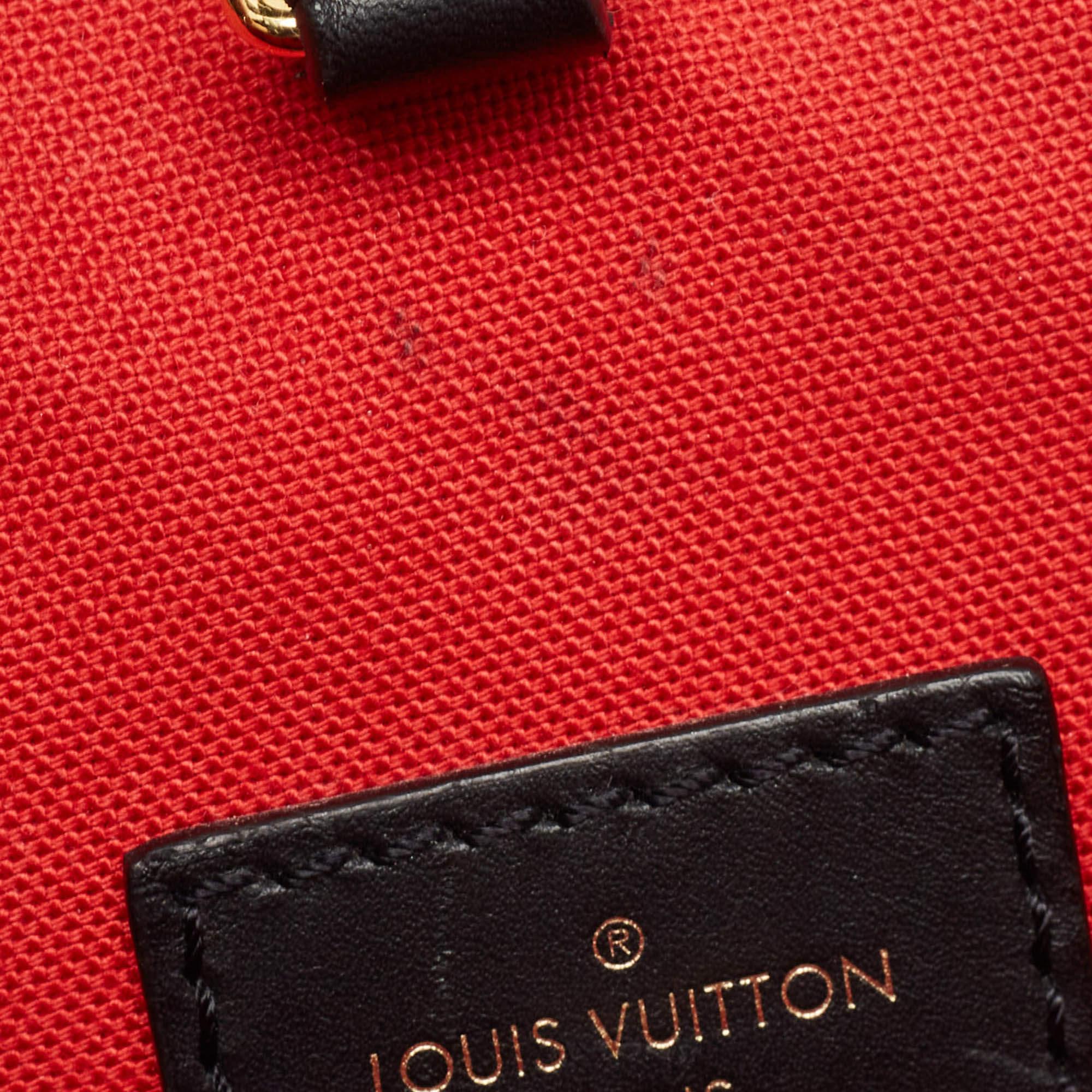 Louis Vuitton - Sac OnTheGo GM en toile géante à monogramme inversé 1